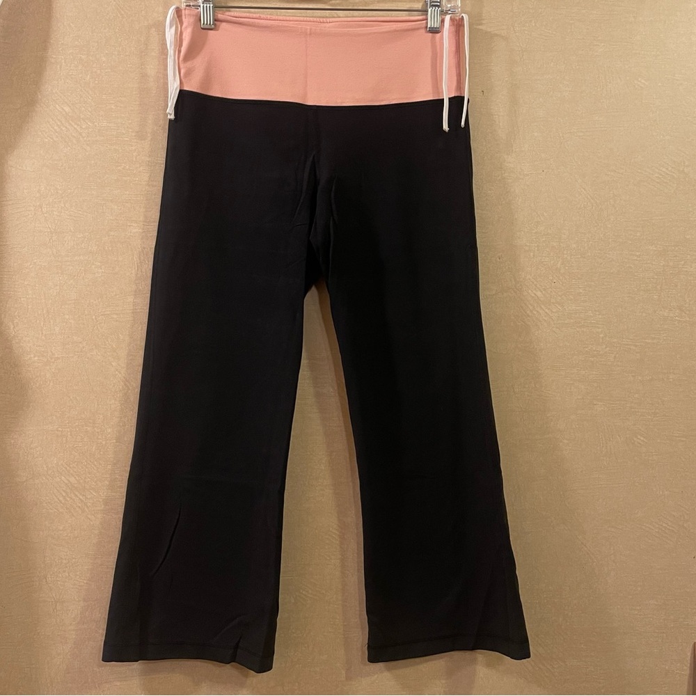 Lululemon leggings size 8